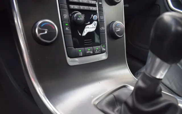 VOLVO V60 Ver-drive-momentum