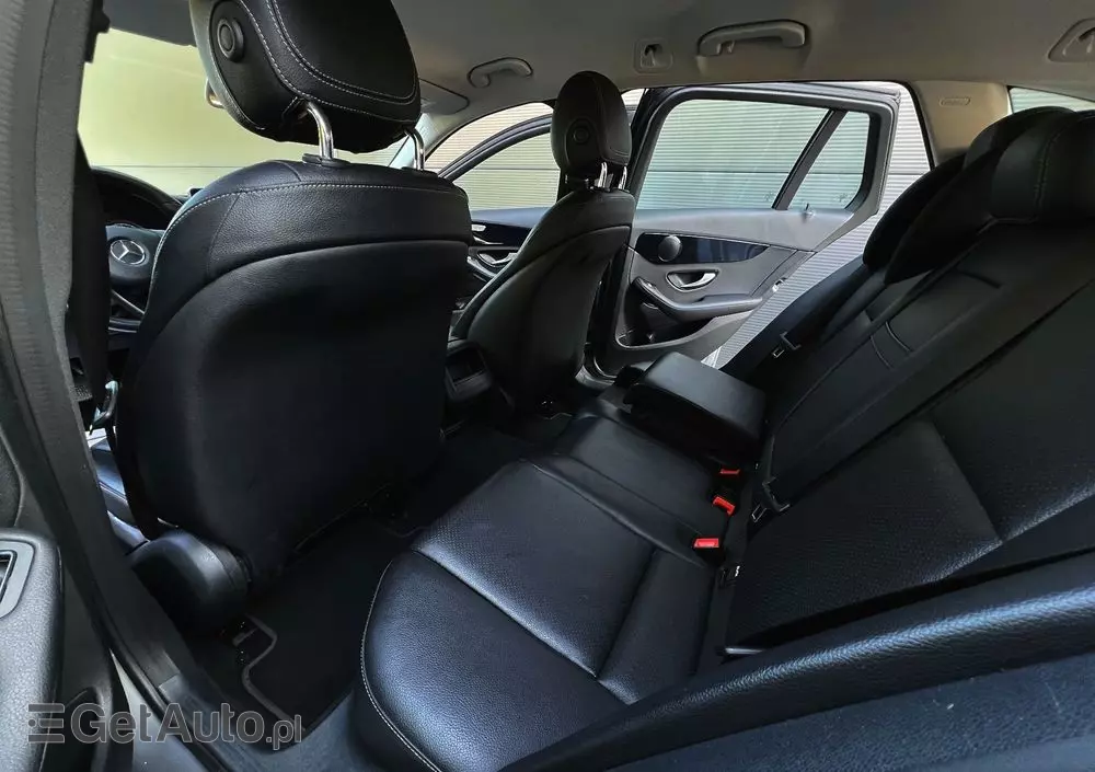 MERCEDES-BENZ Klasa C 200 7G-TRONIC