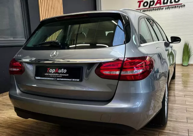 MERCEDES-BENZ Klasa C 200 7G-TRONIC