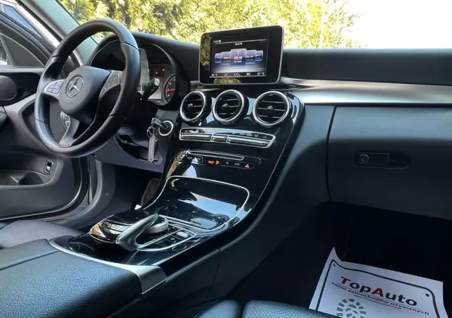 MERCEDES-BENZ Klasa C 200 7G-TRONIC