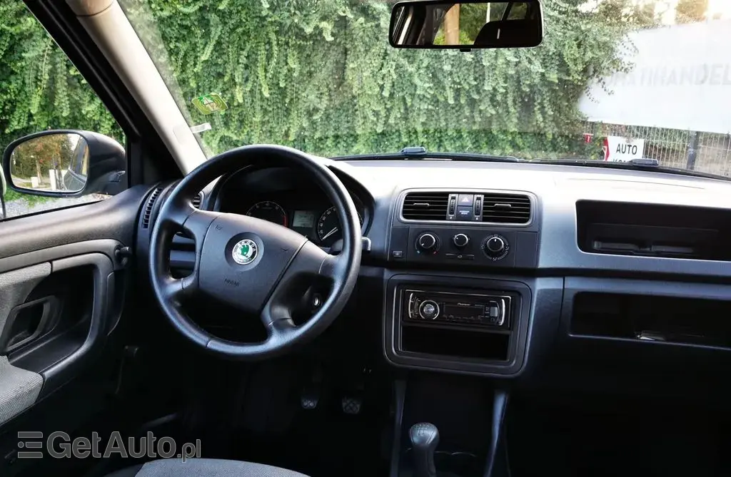 SKODA Fabia 