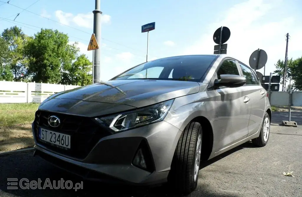 HYUNDAI I20 
