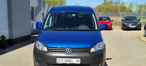 VOLKSWAGEN Caddy 