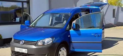 VOLKSWAGEN Caddy 