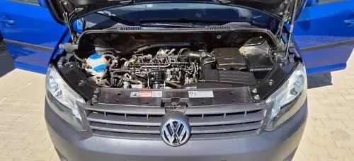 VOLKSWAGEN Caddy 