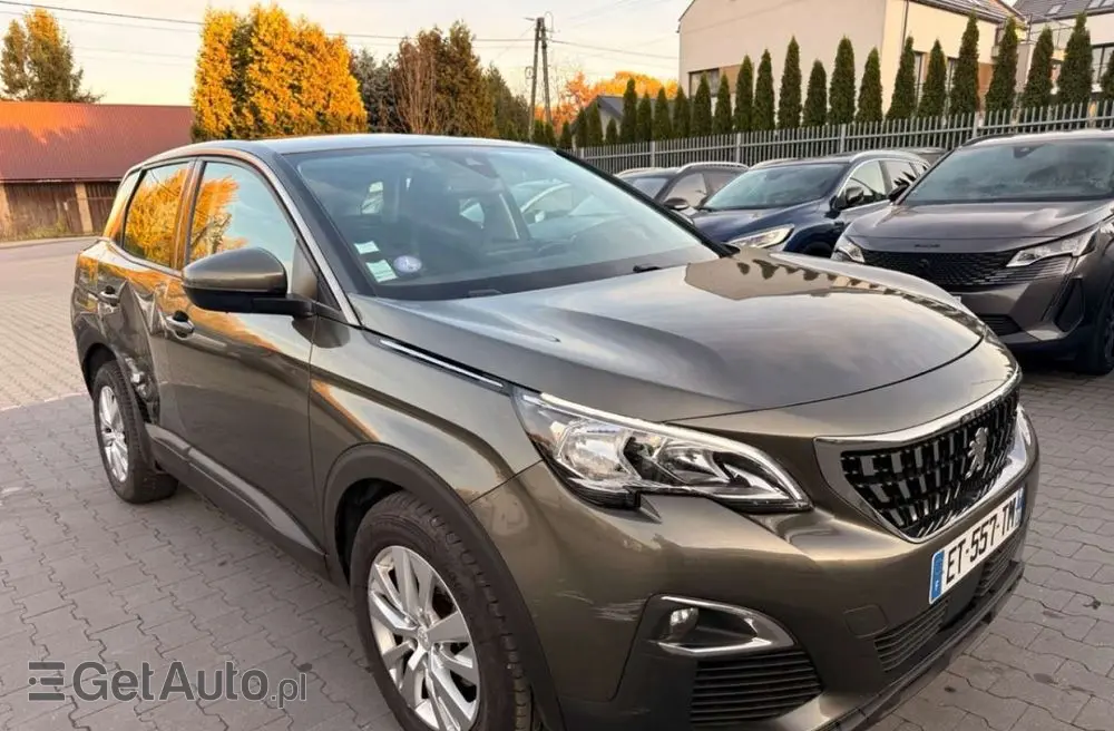 PEUGEOT 3008 