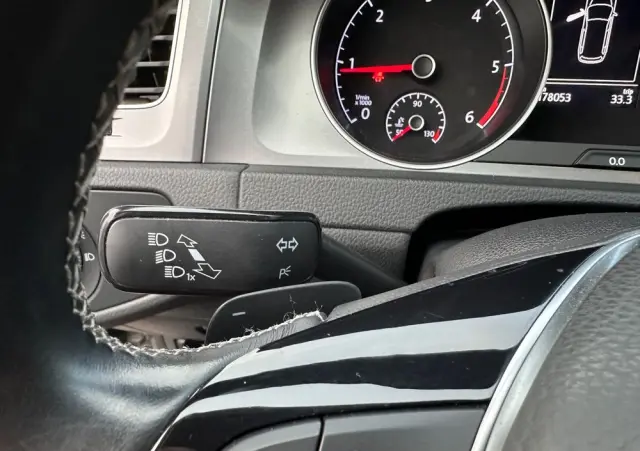 VOLKSWAGEN Golf 1.6 TDI BMT Highline DSG