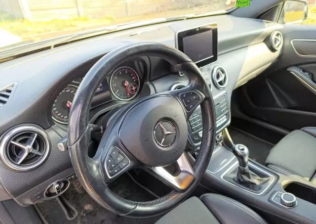 MERCEDES-BENZ Klasa A 160 Urban