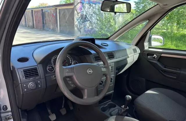 OPEL Meriva 