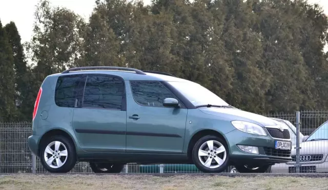 SKODA Roomster 