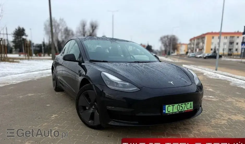 TESLA Model 3 Langstreckenbatterie Allradantrieb Dual Motor