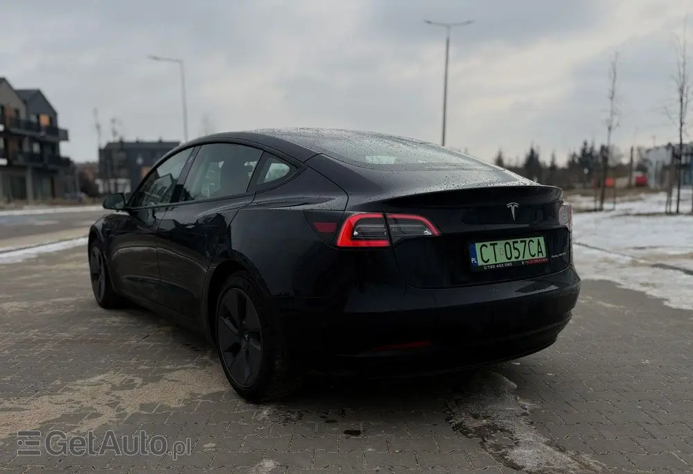 TESLA Model 3 Langstreckenbatterie Allradantrieb Dual Motor