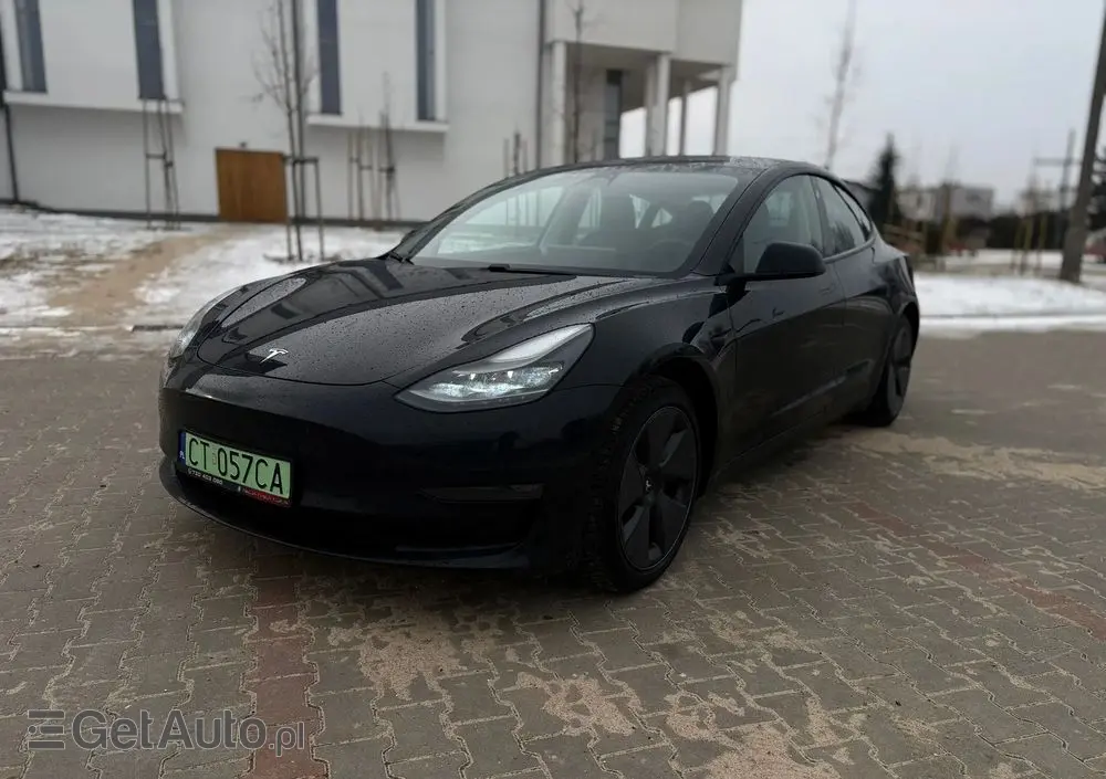 TESLA Model 3 Langstreckenbatterie Allradantrieb Dual Motor