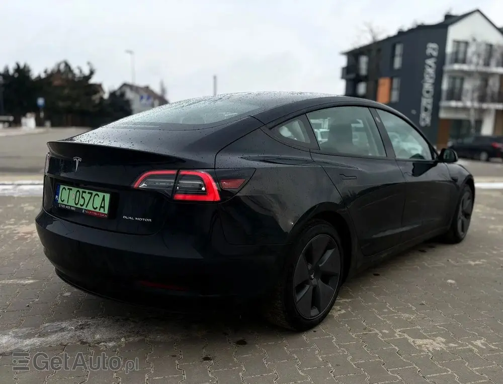 TESLA Model 3 Langstreckenbatterie Allradantrieb Dual Motor