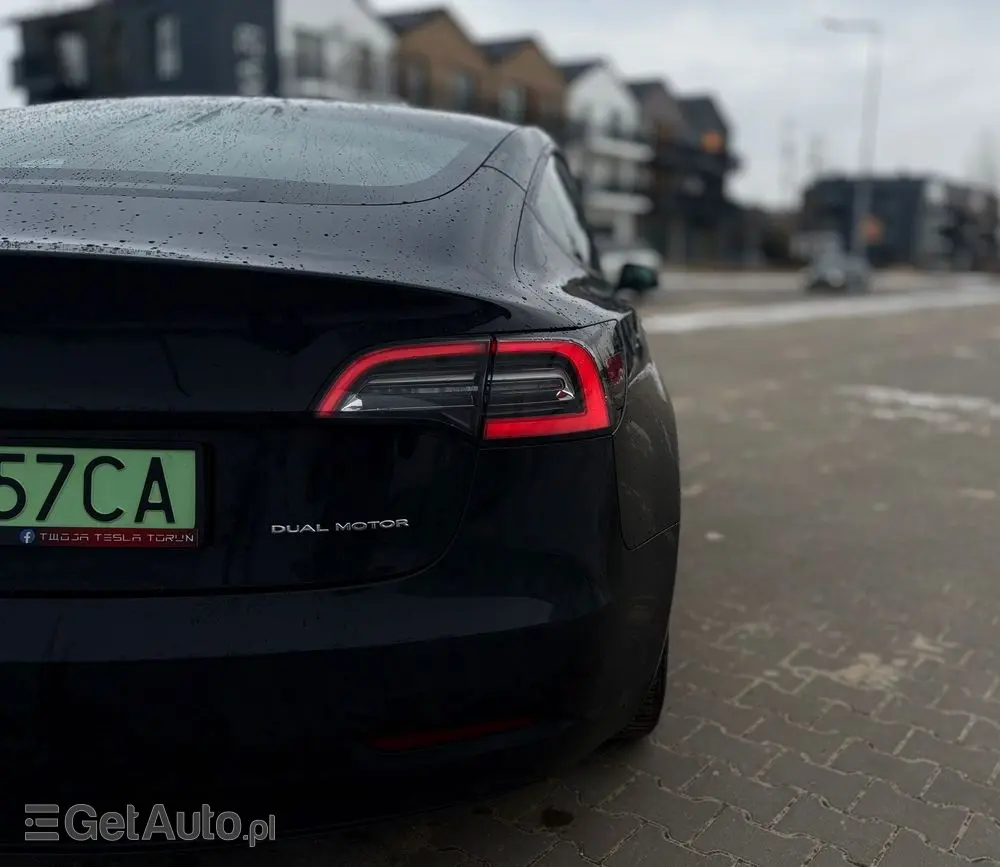 TESLA Model 3 Langstreckenbatterie Allradantrieb Dual Motor