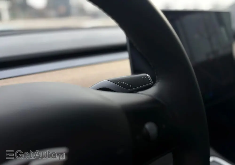 TESLA Model 3 Langstreckenbatterie Allradantrieb Dual Motor