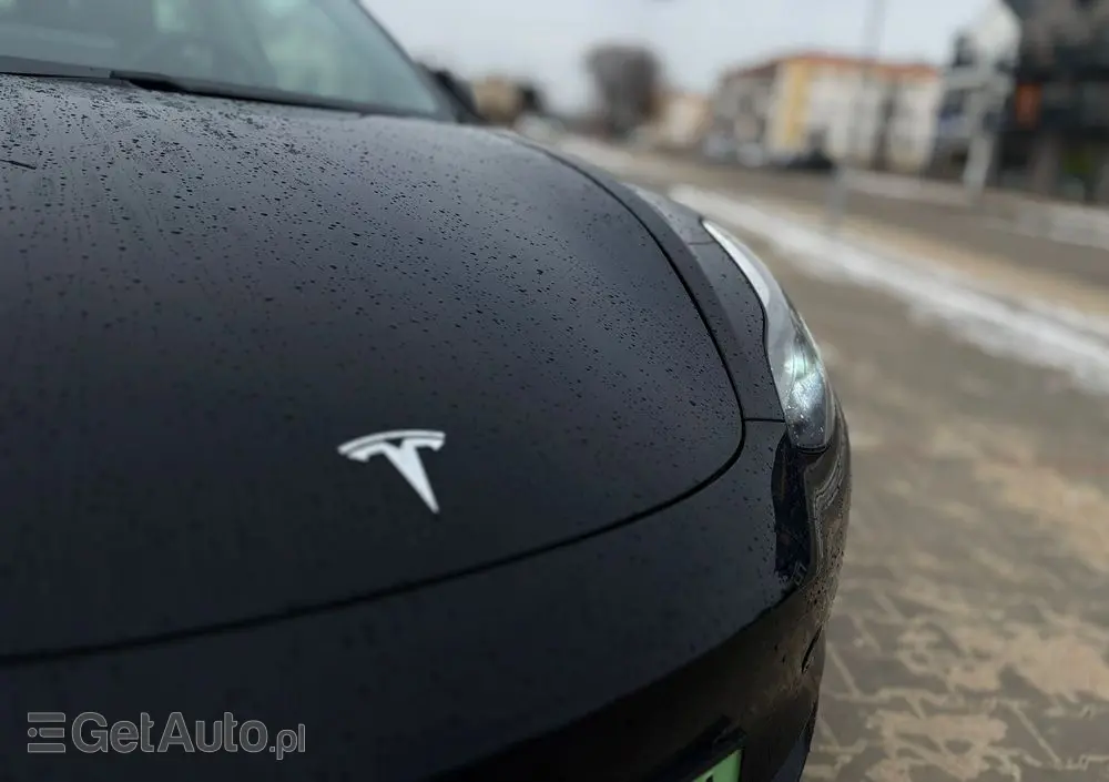 TESLA Model 3 Langstreckenbatterie Allradantrieb Dual Motor