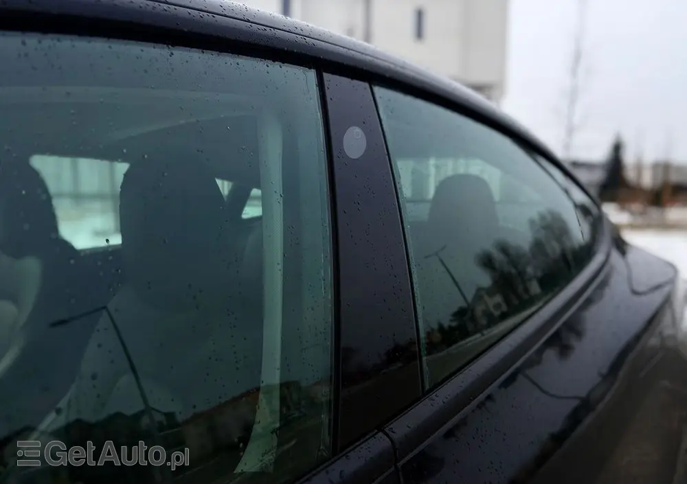 TESLA Model 3 Langstreckenbatterie Allradantrieb Dual Motor