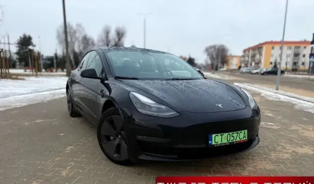 TESLA Model 3 Langstreckenbatterie Allradantrieb Dual Motor