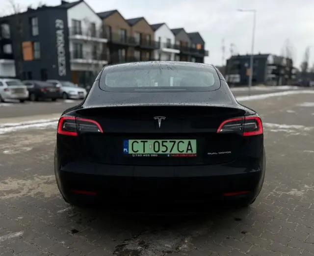 TESLA Model 3 Langstreckenbatterie Allradantrieb Dual Motor