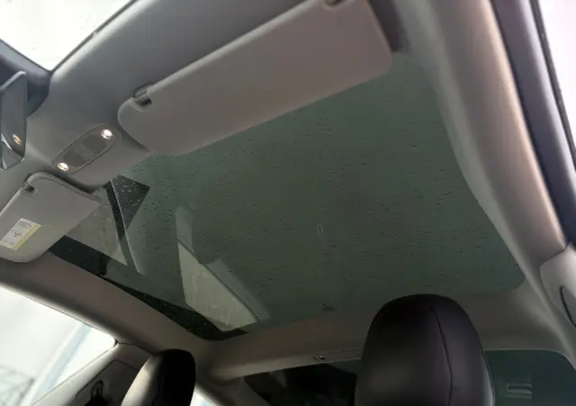 TESLA Model 3 Langstreckenbatterie Allradantrieb Dual Motor