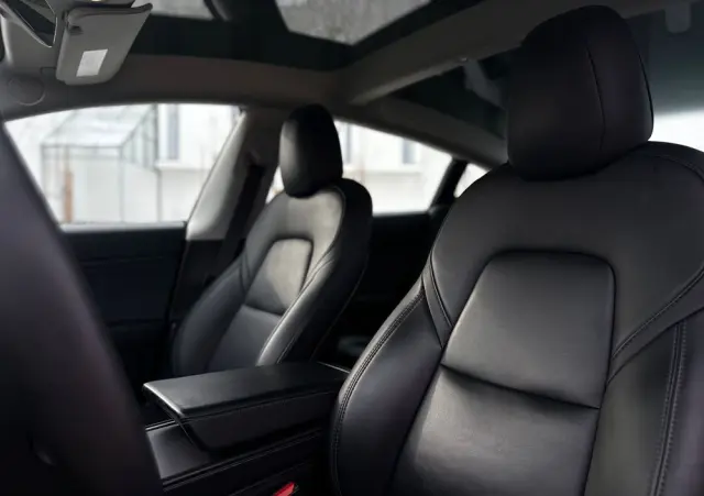 TESLA Model 3 Langstreckenbatterie Allradantrieb Dual Motor