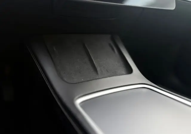 TESLA Model 3 Langstreckenbatterie Allradantrieb Dual Motor