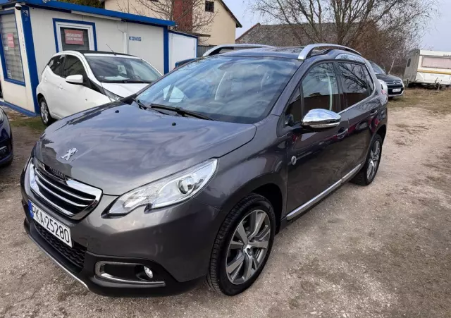 PEUGEOT 2008 1.2 Pure Tech Style S&S