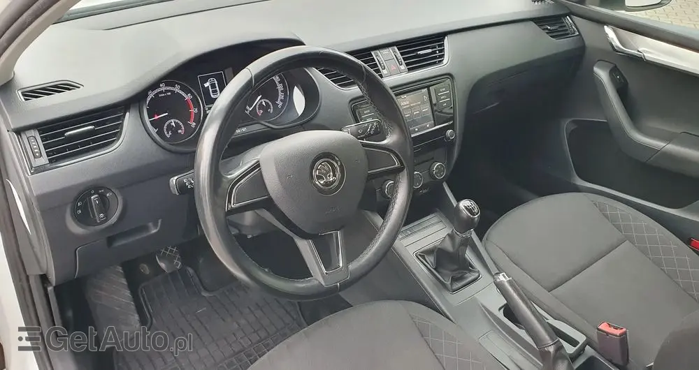 SKODA Octavia 1.0 TSI Active