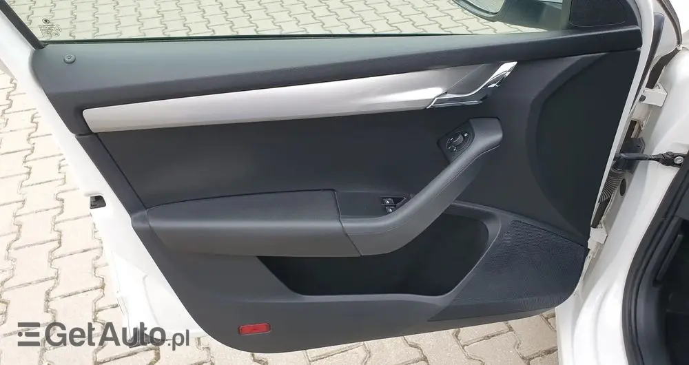 SKODA Octavia 1.0 TSI Active