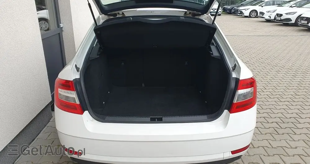 SKODA Octavia 1.0 TSI Active