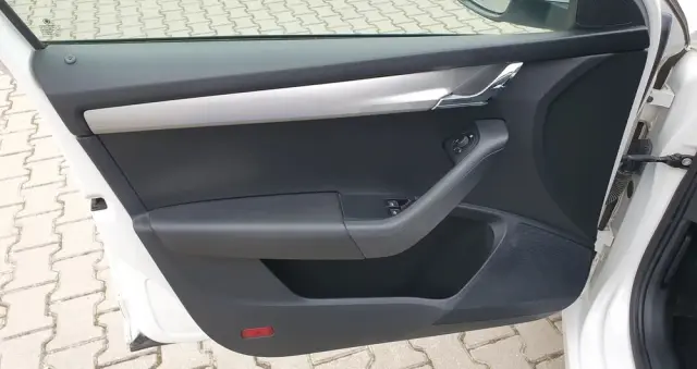 SKODA Octavia 1.0 TSI Active