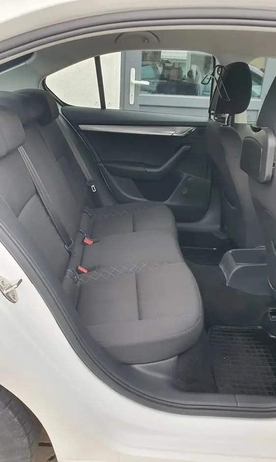 SKODA Octavia 1.0 TSI Active