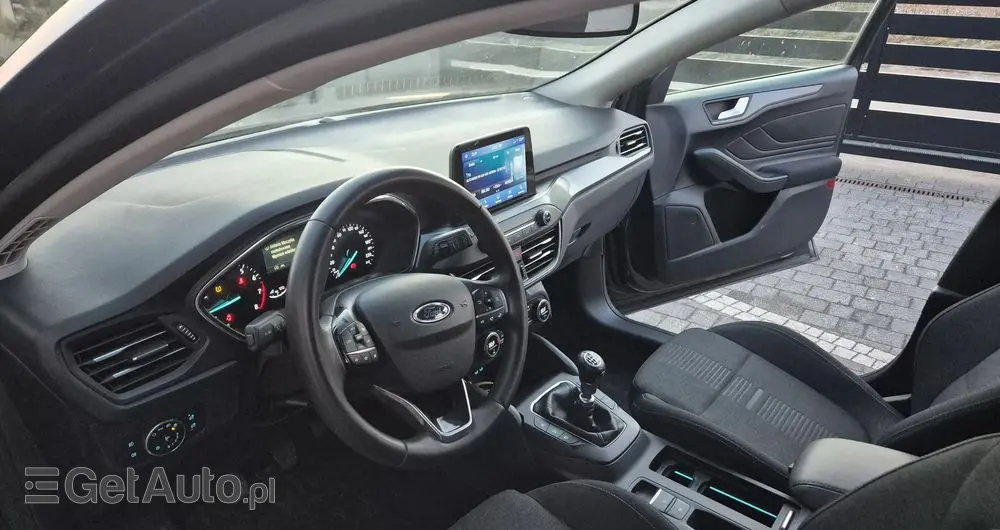 FORD Focus Ver-1-0-ecoboost-mhev-active-x