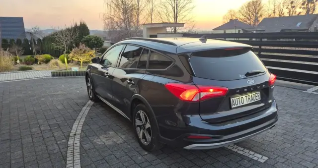 FORD Focus Ver-1-0-ecoboost-mhev-active-x