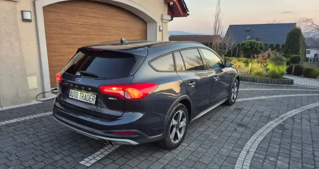 FORD Focus Ver-1-0-ecoboost-mhev-active-x