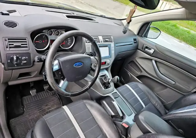 FORD Kuga 2.0 TDCi Titanium