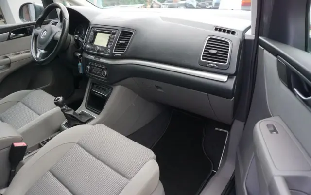 VOLKSWAGEN Sharan 2.0 TDI BlueMotion Technology Comfortline