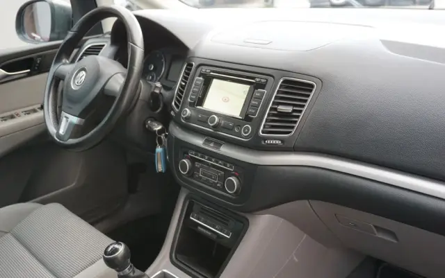 VOLKSWAGEN Sharan 2.0 TDI BlueMotion Technology Comfortline