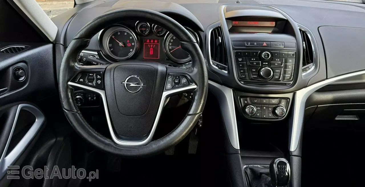 OPEL Zafira Tourer 2.0 CDTI Active