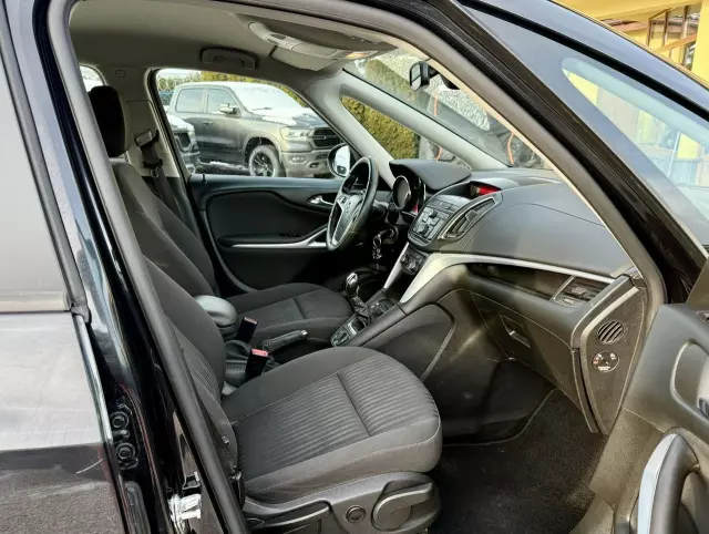 OPEL Zafira Tourer 2.0 CDTI Active