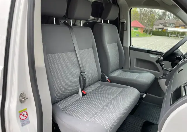 VOLKSWAGEN TRANSPORTER 