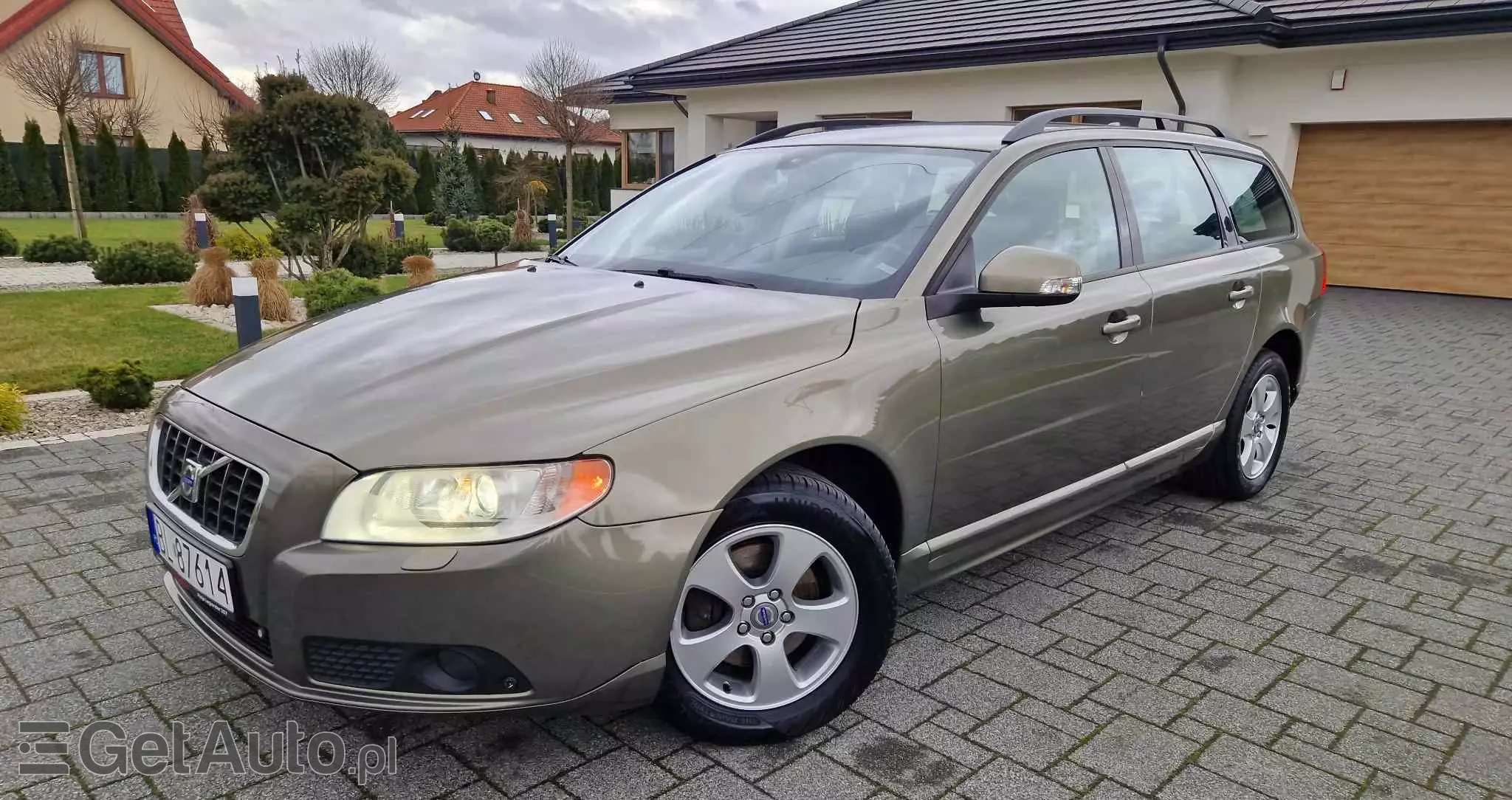 VOLVO V70 2.0 Summum