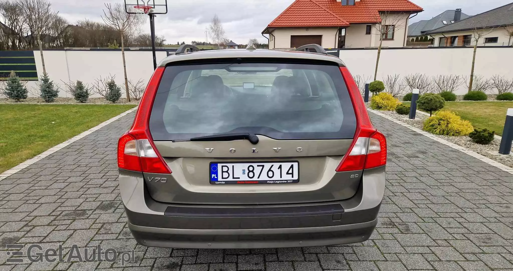 VOLVO V70 2.0 Summum