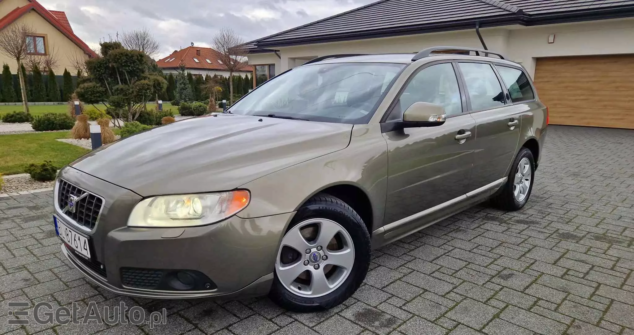 VOLVO V70 2.0 Summum