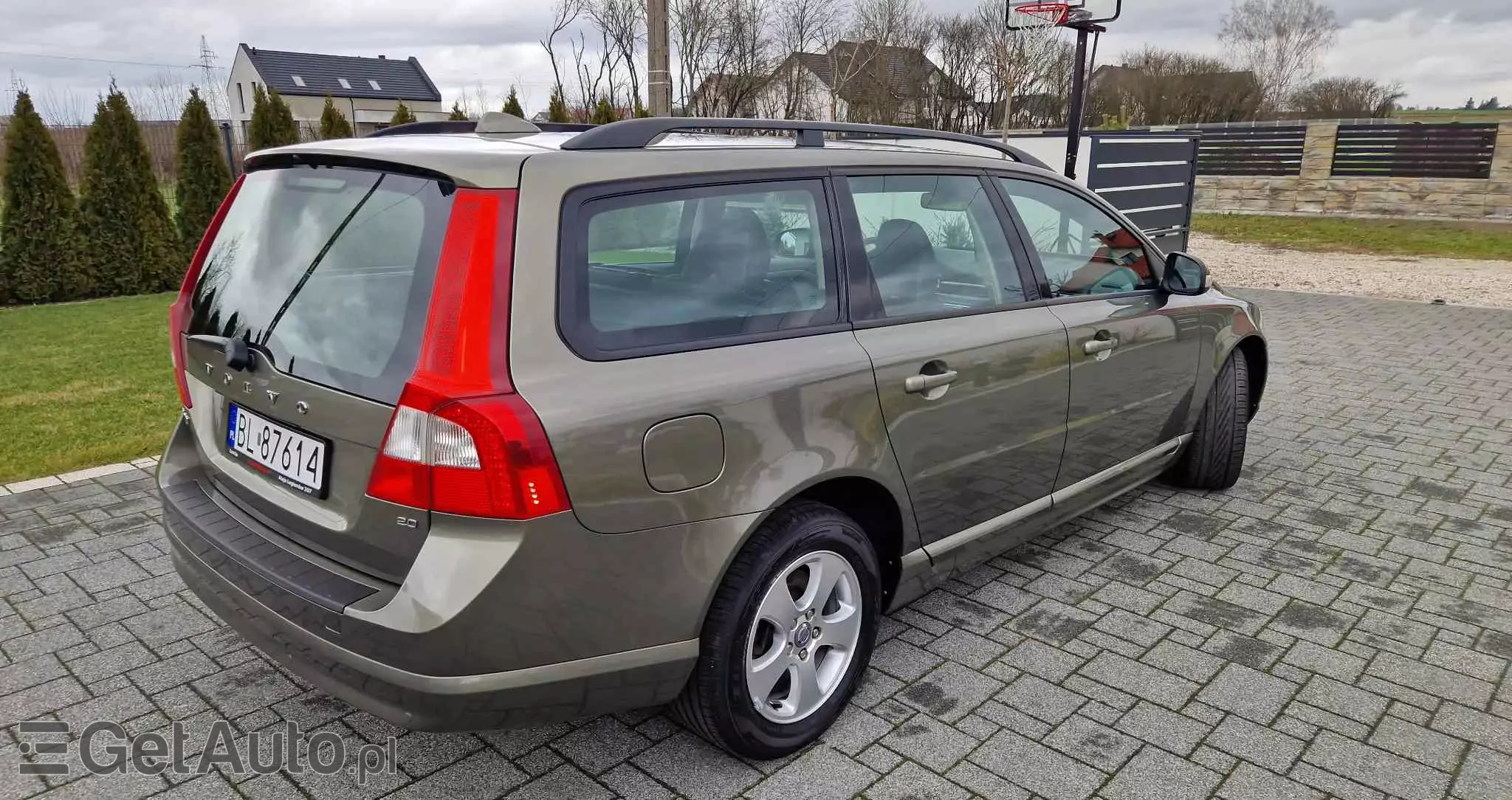 VOLVO V70 2.0 Summum