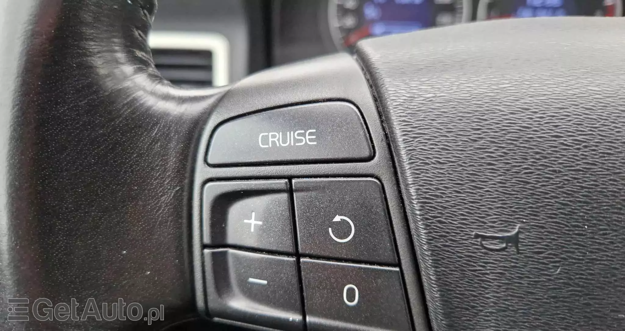 VOLVO V70 2.0 Summum