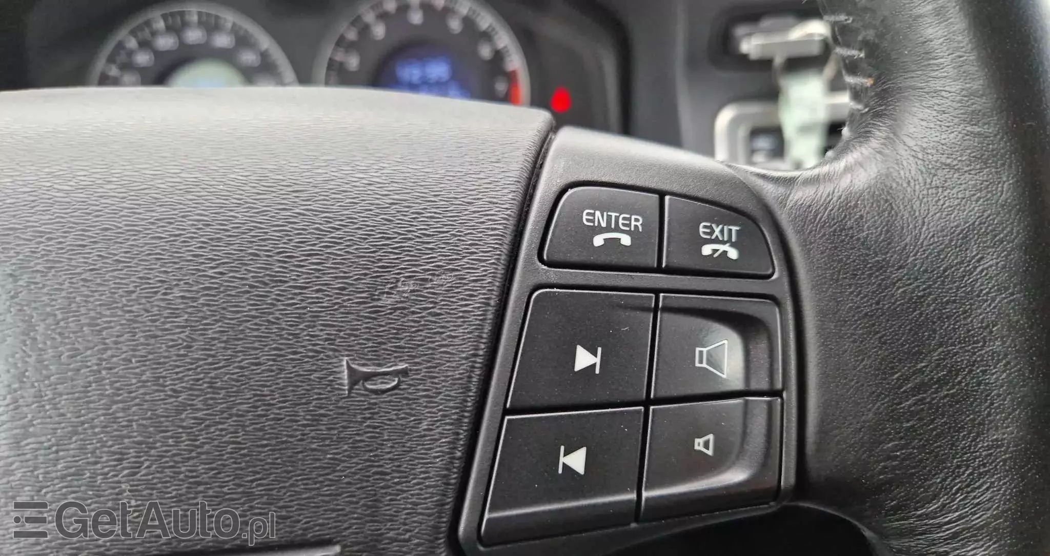 VOLVO V70 2.0 Summum