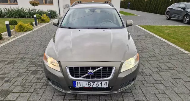 VOLVO V70 2.0 Summum