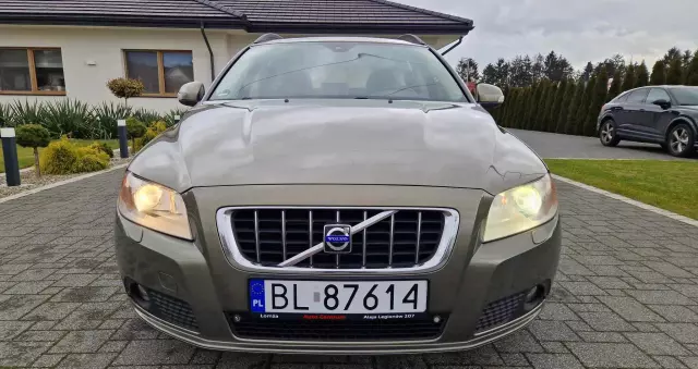 VOLVO V70 2.0 Summum